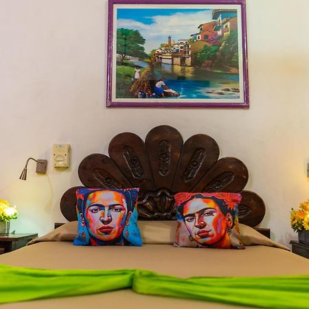 Hotel Posada De Roger Puerto Vallarta Luaran gambar